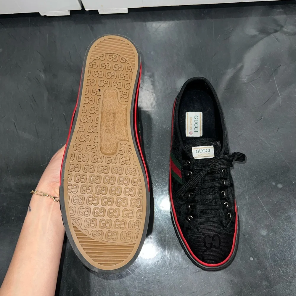 Gucci Men's Black Tennis Sneakers - Picture 5 of 11